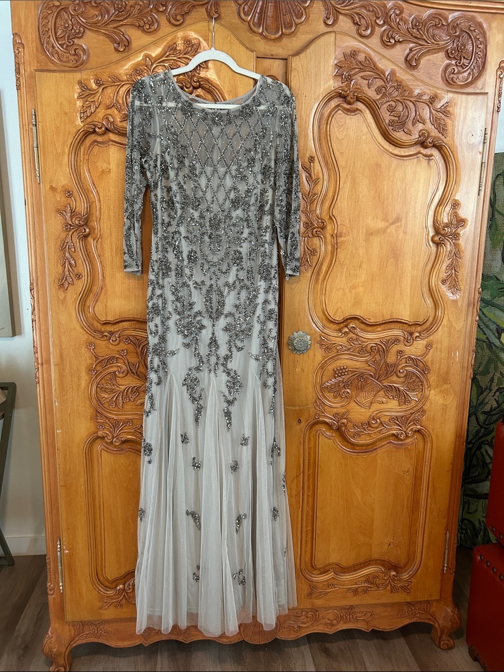 Adrianna Papell Silver Beaded 3/4 Length Sleeve Evening Gown